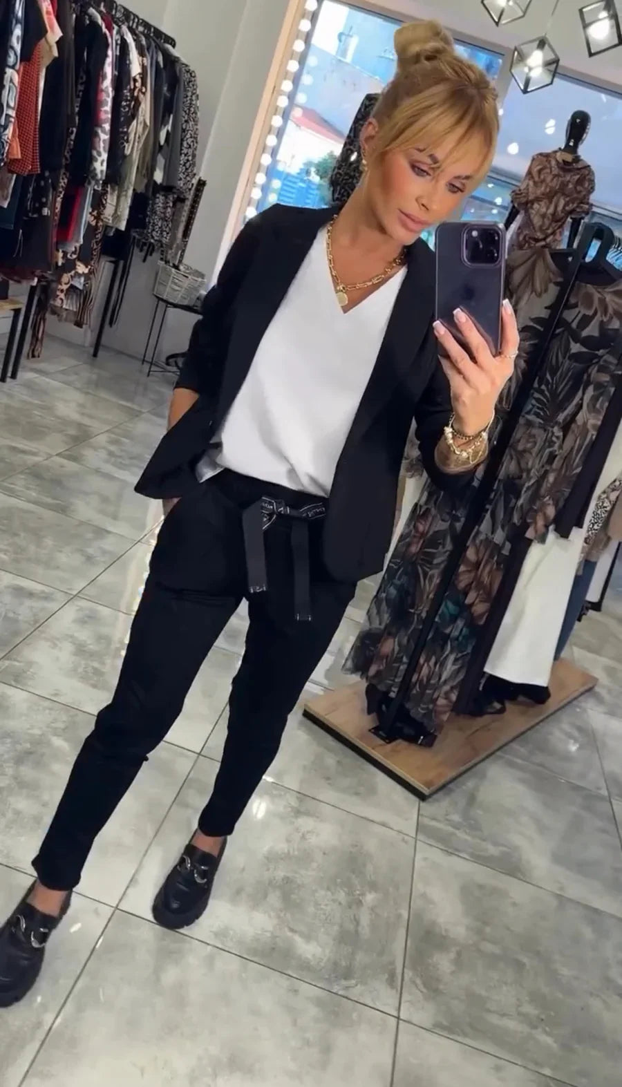 Zyora™ - Skräddarsytt Set med Mjuk Kavaj och Casual Joggers