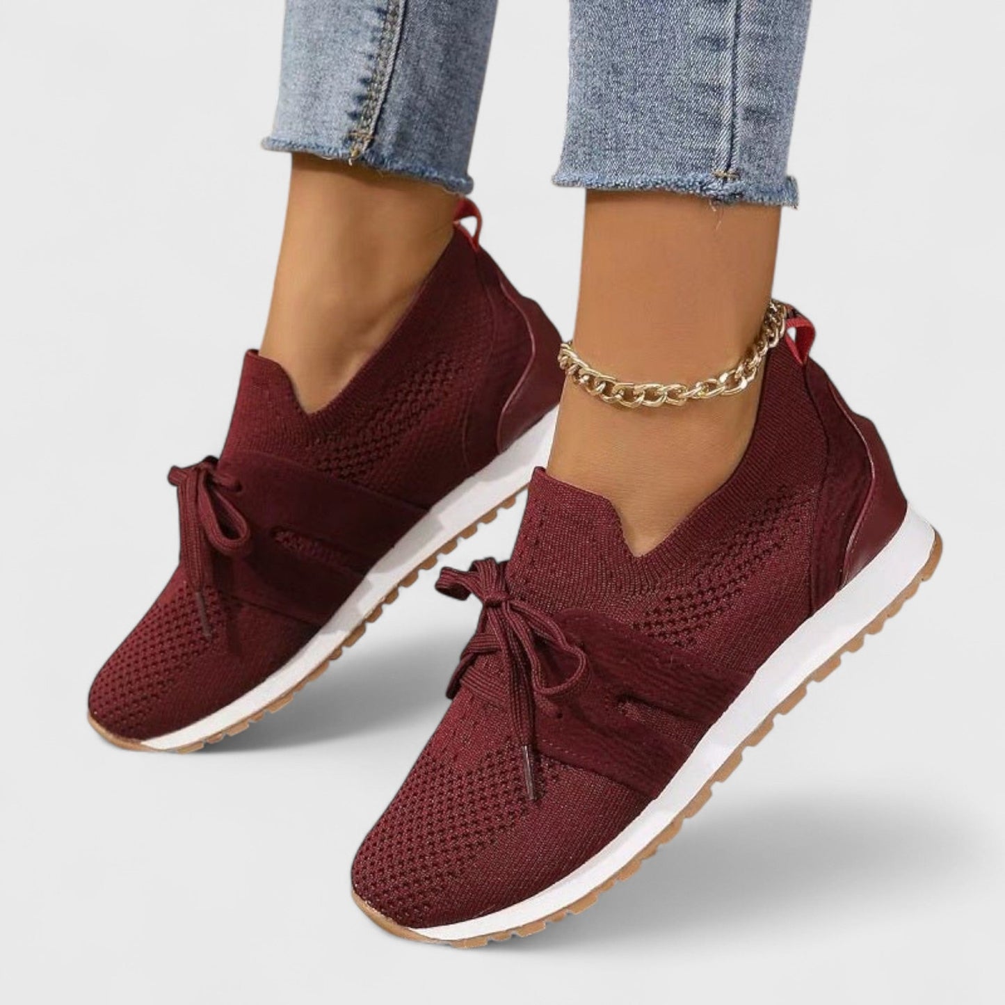 Elyora™ - Bekväma och Stilfulla Slip-On Sneakers för Kvinnor