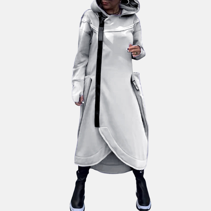 Veyra™ – Elegant Lång Kofta med Huv­a och Asymmetrisk Dragkedja