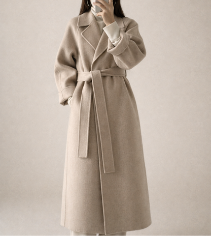 Mimmi™ – Elegant Kappa med Tidlös Design