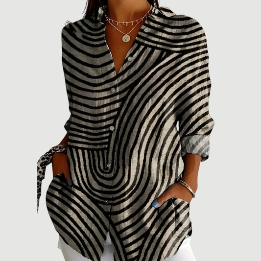 Lilou™ - Vardaglig Blus med Färgglad Design