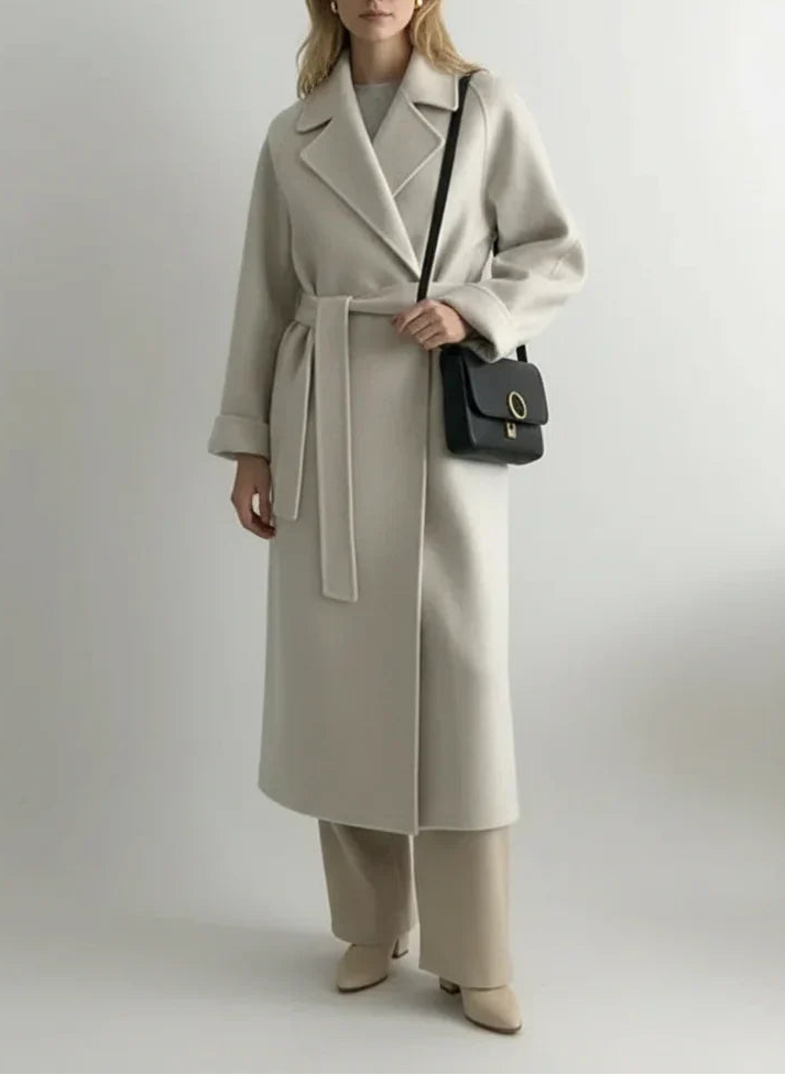 Mimmi™ – Elegant Kappa med Tidlös Design